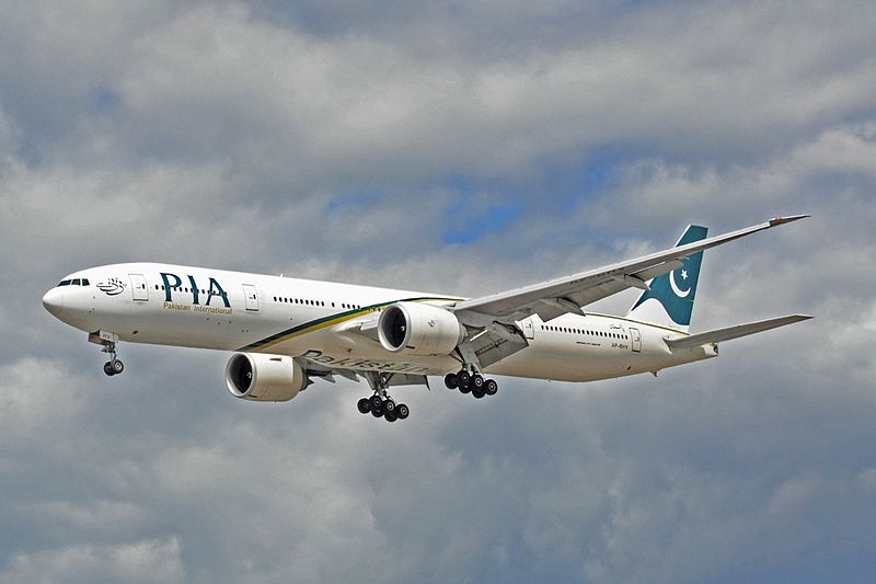 800px-Boeing_777-340ER_-_Pakistan_International_Airlines_(AP-BHV)